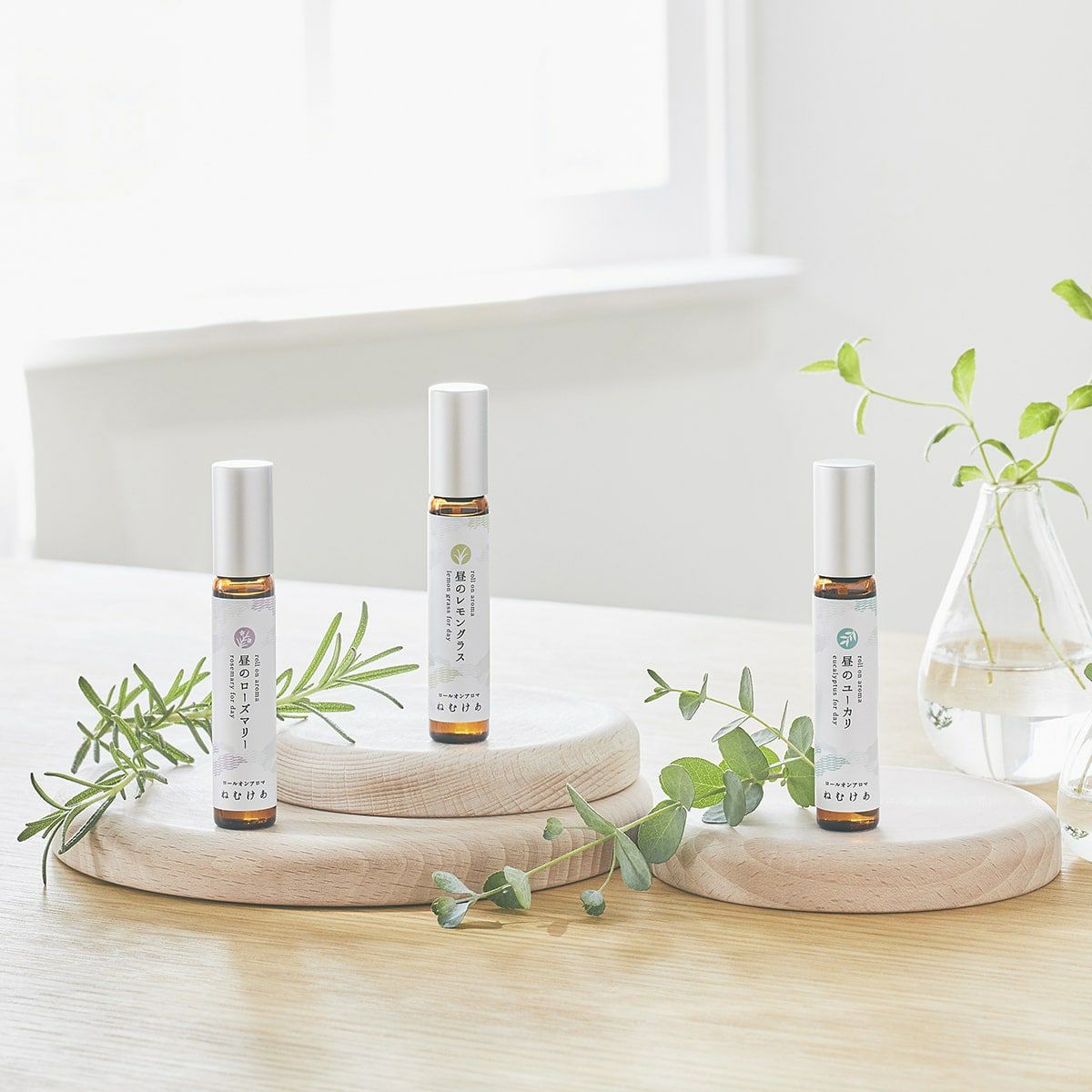 ロールオンアロマ ねむけあ